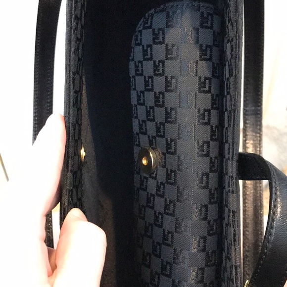 NWOT ST JOHN Black Logo Handbag - Picture 6 of 7